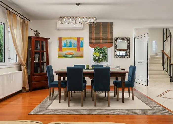Cedar Tree Villa