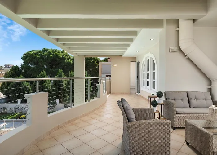 Cedar Tree Villa